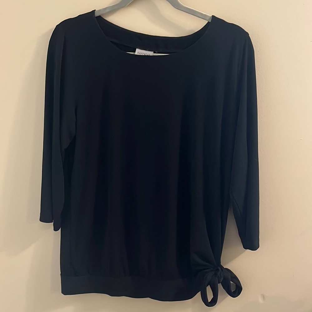 Plain black work shirt with side tie & 3/4 sleeves!